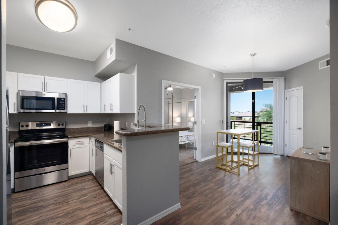 Luxury Mountain View 2Br With Balcony Located In Scottsdale Apartment Екстериор снимка